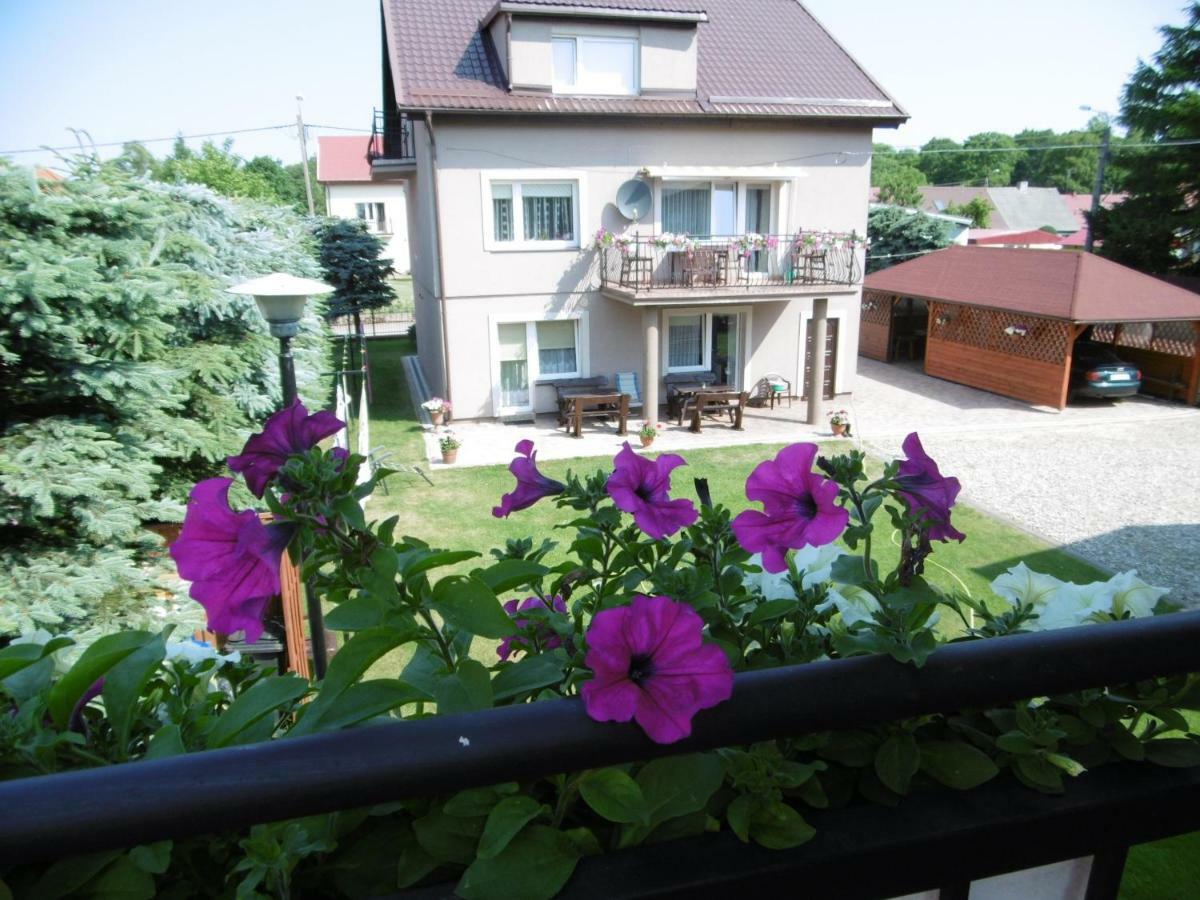 Pokoje U Elzbiety Łeba Exterior foto