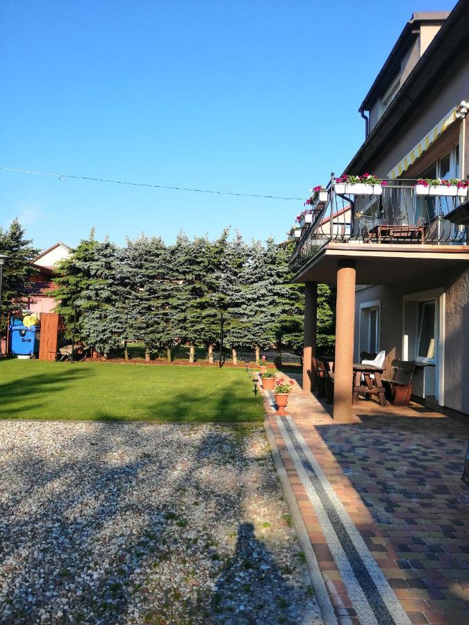 Pokoje U Elzbiety Łeba Exterior foto